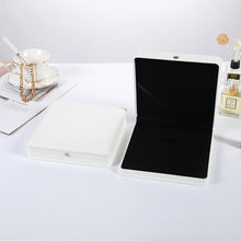 Load image into Gallery viewer, PU crown buckle flip jewelry box (AE4079)
