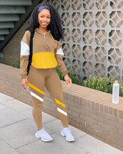 Load image into Gallery viewer, Multicolor stitching casual sports suit