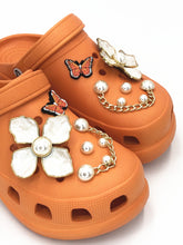Load image into Gallery viewer, Fashion hole shoes fairy garden shoes