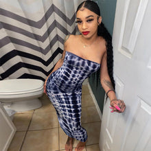 Load image into Gallery viewer, Tie dyed off shoulder wrap chest dress AY1948