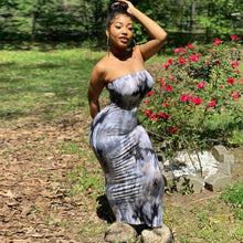 Load image into Gallery viewer, Tie dyed off shoulder wrap chest dress AY1948