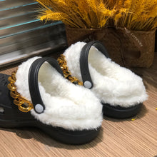 Load image into Gallery viewer, Fashion chain plush platform hole shoes(HPSD135)