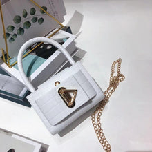Load image into Gallery viewer, Fashion triangle metal messenger mini bag(AB2041)