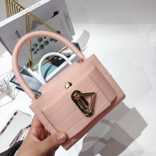 Load image into Gallery viewer, Fashion triangle metal messenger mini bag(AB2041)