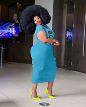 Load image into Gallery viewer, Casual broken hole printed plus dress AY1077