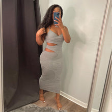 Load image into Gallery viewer, Sexy solid color suspender dress(AY1957)