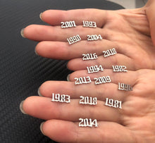 Load image into Gallery viewer, Years earrings (free shipping) SS40669