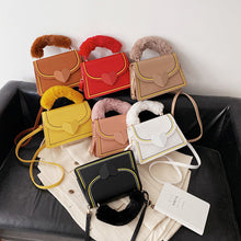 Load image into Gallery viewer, Love lock small square bag(AB2047)