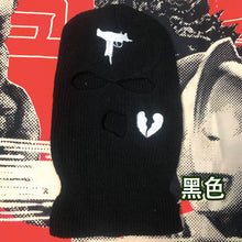Load image into Gallery viewer, Trendy heart-shaped motorcycle windproof hat(AE4066)