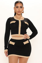 Load image into Gallery viewer, Fashion contrast color long sleeved short skirt set AY3203
