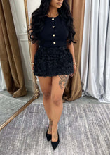 Load image into Gallery viewer, Three-dimensional flower hip skirt suit
