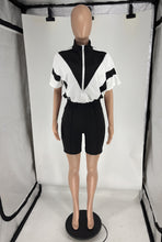 Load image into Gallery viewer, Short-sleeved shorts bat sleeve sports suit
