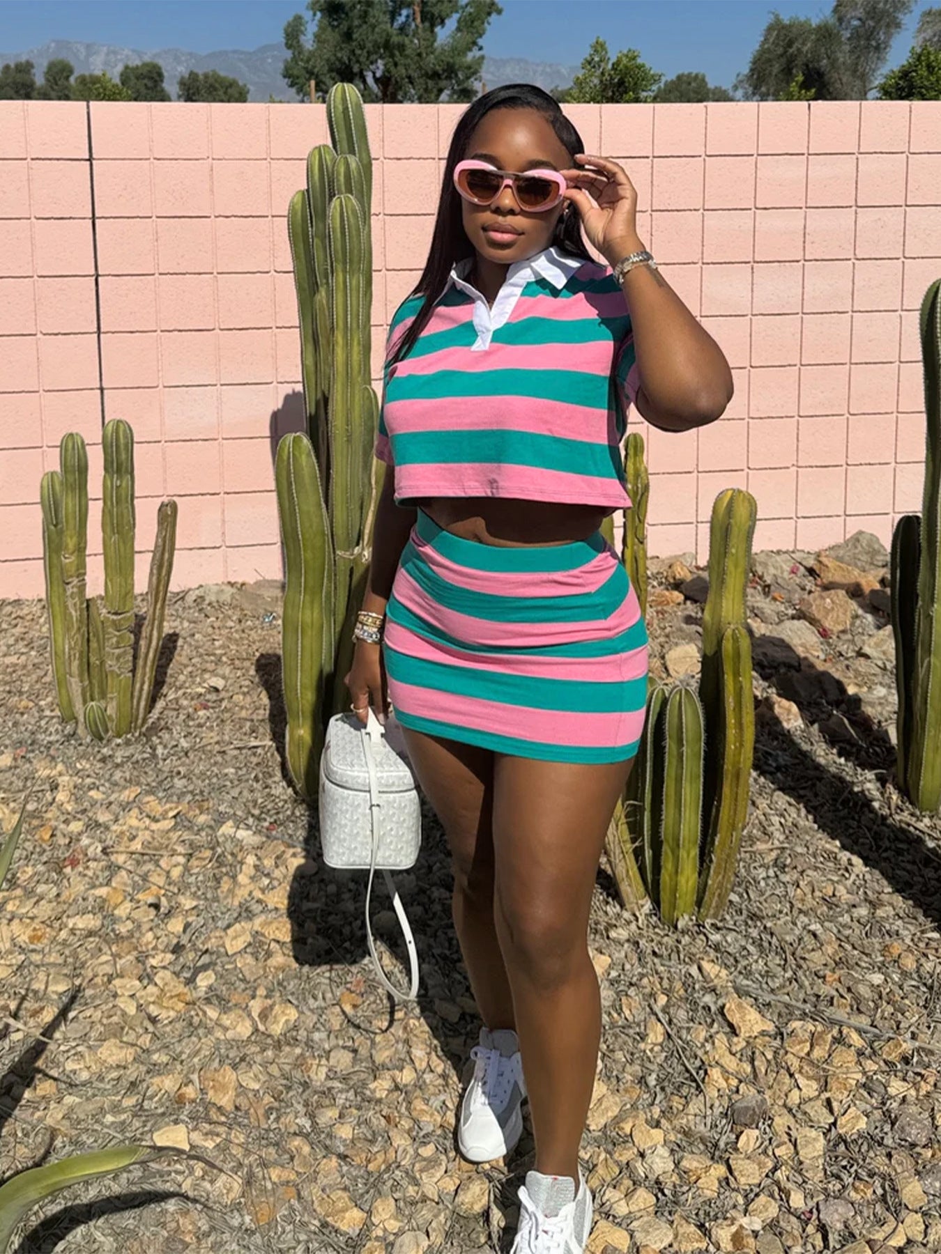 Striped contrast color navel-baring short lapel top hip-wrapped skirt suit