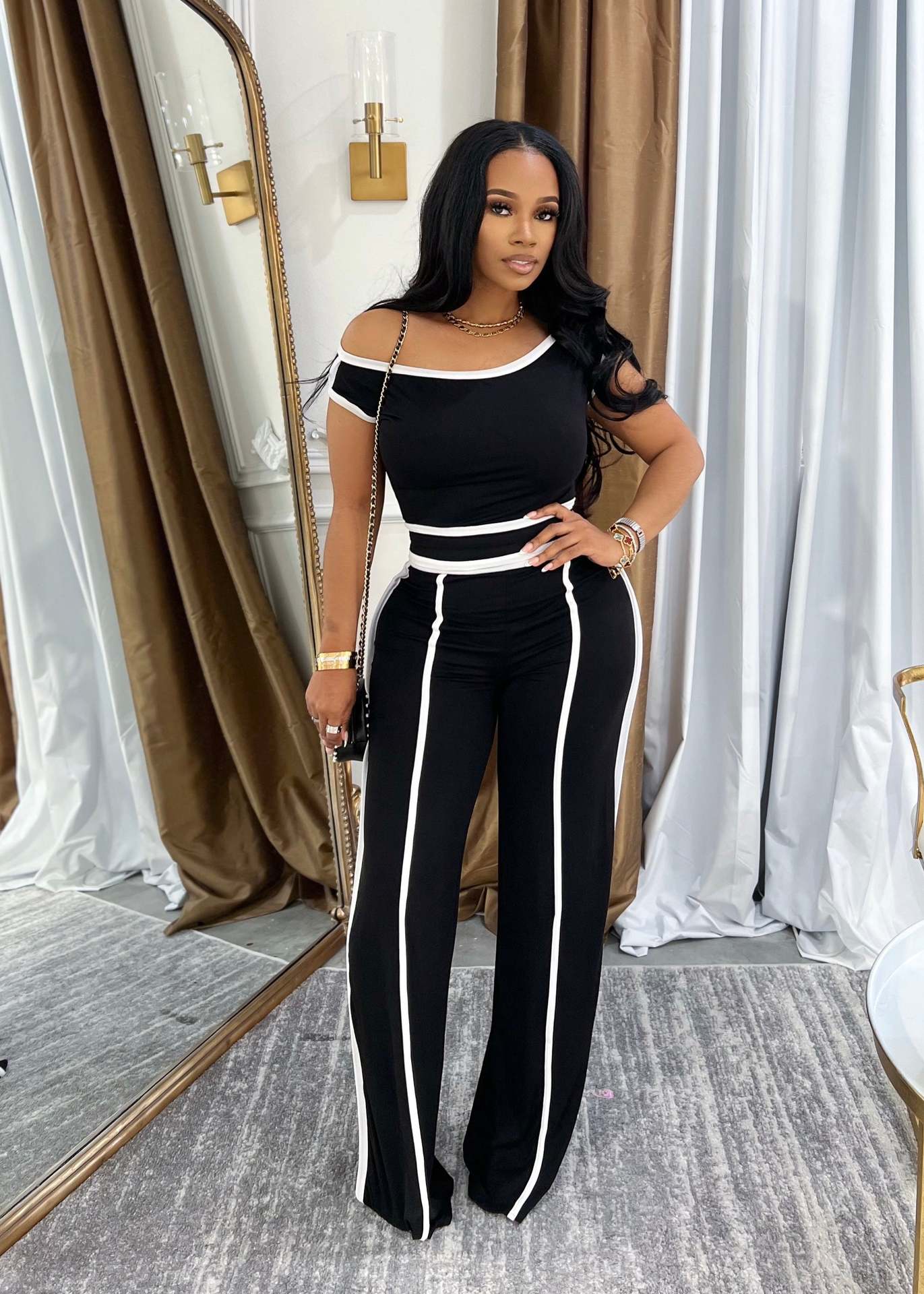 Off-shoulder contrast color stitching high waist trousers suit