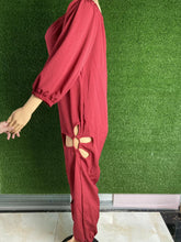 Load image into Gallery viewer, Hook flower oversize jumpsuit (AY2438)
