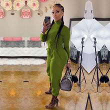 Load image into Gallery viewer, Solid color high collar casual two-piece suit（AY1422）
