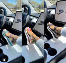 Load image into Gallery viewer, Shiny platform sandals
