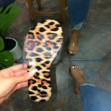 Load image into Gallery viewer, Hot selling one-word transparent slippers
