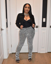 Load image into Gallery viewer, Fluffy black and white striped casual pants AY2631
