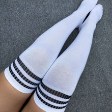 Load image into Gallery viewer, Rainbow striped over-the-knee long socks（AE4045）
