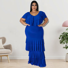 Load image into Gallery viewer, Fashion Round Neck Multi-Segment Panel Long Dress（AY2203）
