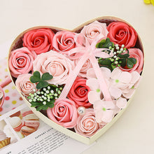 Load image into Gallery viewer, Valentine&#39;s Day Christmas Soap Flower Rose Bouquet Heart-shaped Gift Box（AE4087）
