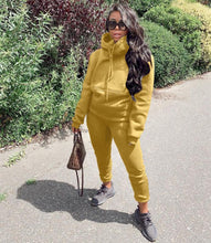 Load image into Gallery viewer, Casual solid color hooded sports suit（AY1383）
