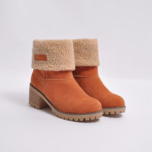 Load image into Gallery viewer, Snow boots
