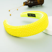 Load image into Gallery viewer, Hot selling gypsophila pearl headband
