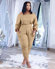 Load image into Gallery viewer, Casual slanted shoulder feet solid jumpsuit（AY1445）
