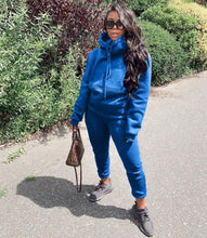 Load image into Gallery viewer, Casual solid color hooded sports suit（AY1383）
