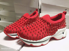 Load image into Gallery viewer, Hot selling rivet sneakers
