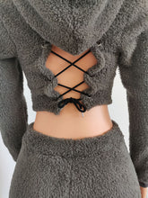 Load image into Gallery viewer, Sexy halter with hood plush 2-piece set（AY1486)
