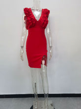 Load image into Gallery viewer, Solid color stitching V-neck wooden ear dress（AY1638）
