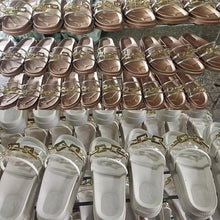 Load image into Gallery viewer, Hot Platform Chain Flat Slippers（HPSD197）
